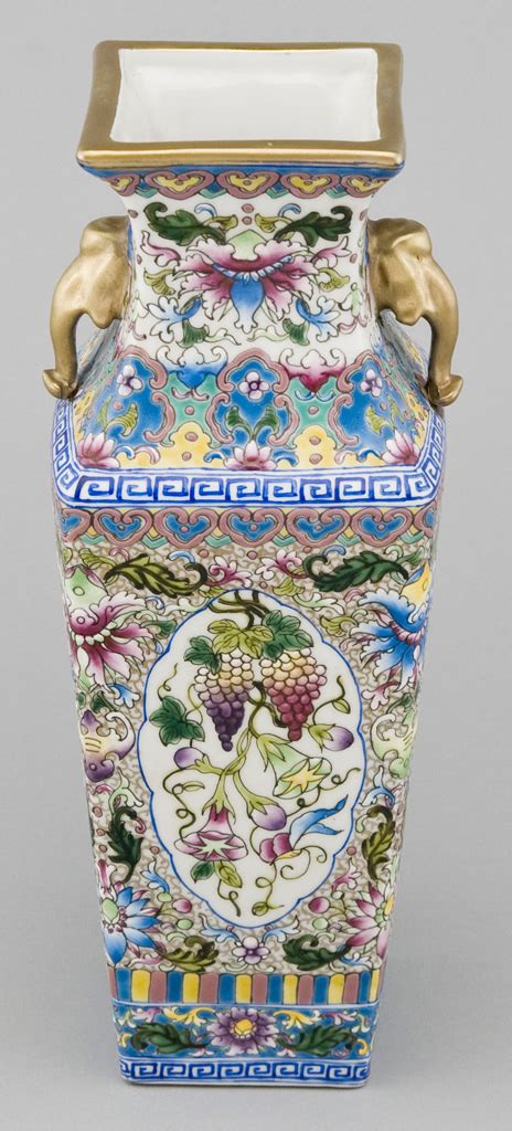 jv1005y-jingdezhen-chinese-porcelain-ware-vase | Hand-Painte… | Flickr