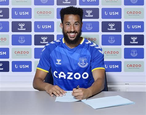 Andros Townsend signs for Everton – Unique Sports Group