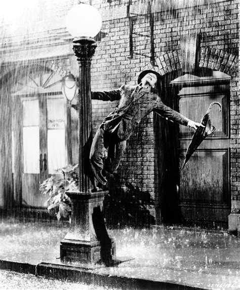 The 25 Best Musical Movies Ever Made | Gene kelly, Singing in the rain, Singin’ in the rain