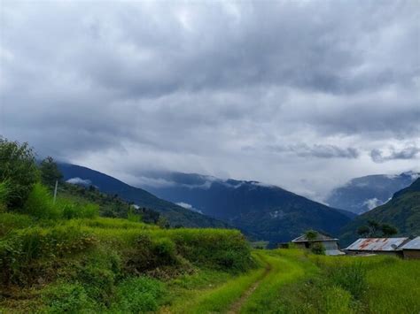 Premium Photo | A road leading to the mountains