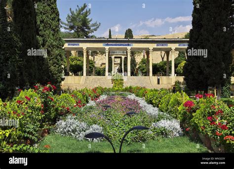 Tomb of Hafez in Shiraz, Iran Stock Photo - Alamy