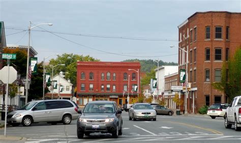 Loving Downtown Lyndonville, VT, and Local Places to Eat