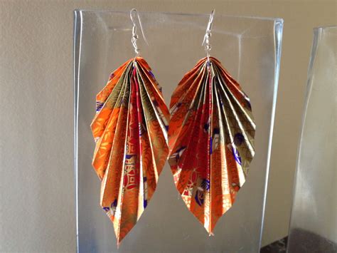 Nannatee Way Jewelry Making: Origami Leaf Earrings