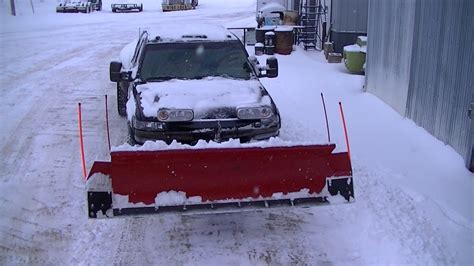 Snow Plowing with 7.5 Western Pro Plow with Custom Wings on a Silverado ...