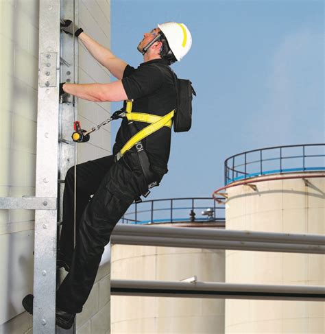 OSHA: Fixed Ladder Standard Uncaged - Spotlight on Safety | MSA Corporate Blog