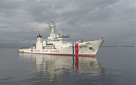 Philippines receives first of two large Coast Guard ships from Japan ...