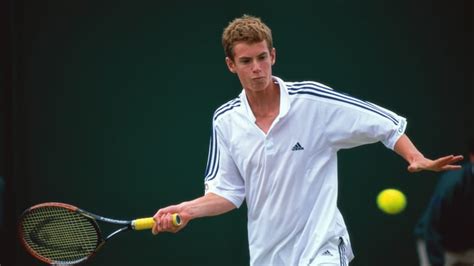 On a gloomy day at Wimbledon, Andy Murray's immediate future looks ...