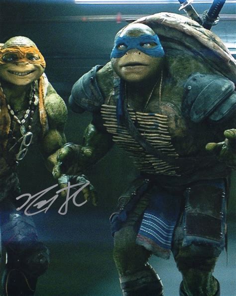 Noel Fisher Teenage Mutant Ninja Turtles Michelangelo Signed 8x10 Photo ...