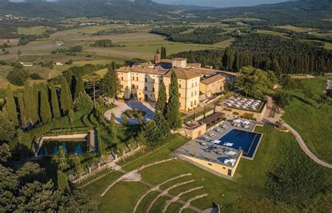 11 Most Amazing Hotels in Italy (with Map) - Touropia