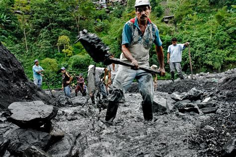 Emerald mining in Colombia (Muzo, Boyacá Department, Colombia)