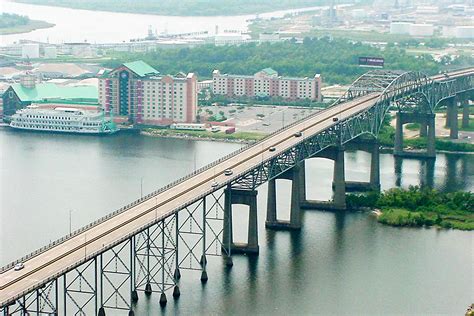 The Interstate 10 Bridge in Lake Charles These are the bridges I ...