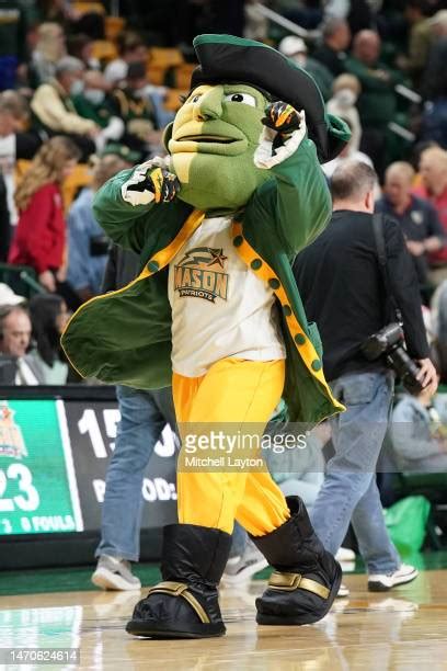 George Mason Mascot Photos and Premium High Res Pictures - Getty Images