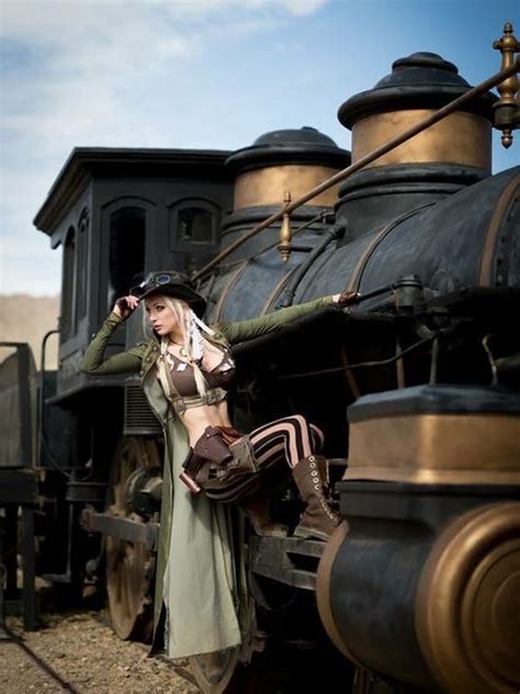 Steampunk devotees flock to Tucson for Wild Wild West convention