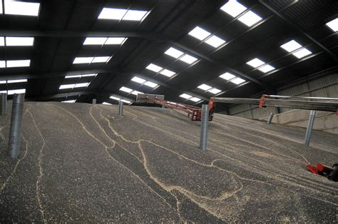 Grain Storage With A Capacity Of Up To 25,000 Tonnes In Staffordshire UK