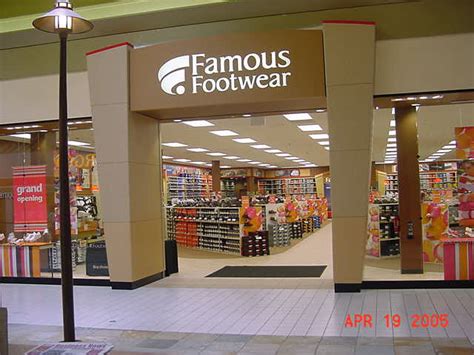 Famous World: Famous Footwear