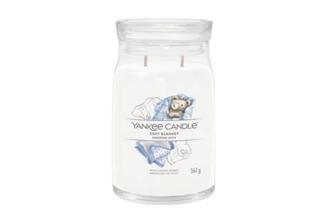 25 Best Yankee Candle Scents from Christmas to Summer 2022