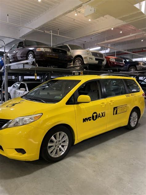 PICTURE CAR SERVICES LTD | Toyota Sienna Yellow 2014 NYC Taxi Cab, Taxi ...