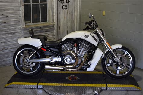 Pre-Owned 2016 Harley-Davidson V-Rod Muscle in Fayetteville #LP-805186 | Fort Bragg Harley-Davidson