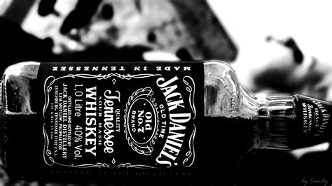 Jack Daniel Whiskey Alcohol Bottle Bw Wallpaper For Desktop | Jack ...