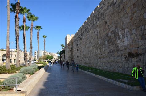 Jaffa Gate (Walls of the Old City of Jerusalem) - Nomadic Niko