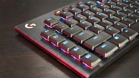 Logitech G910 Review: Love the Hardware, Hate the Software