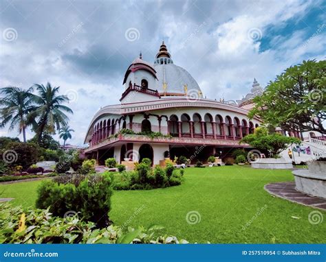 Mayapur Iskcon Temple In Krishnanagar India. Krishna Temple Mayapur ...