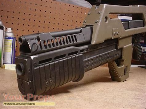 Aliens Pulse Rifle replica prop weapon