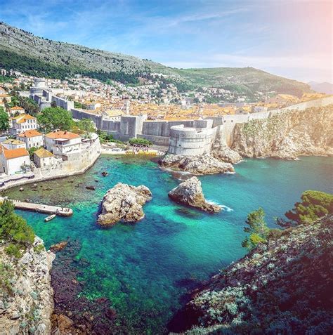 Stunning Coastlines & Waterfront Cities in Croatia - Approach Tours