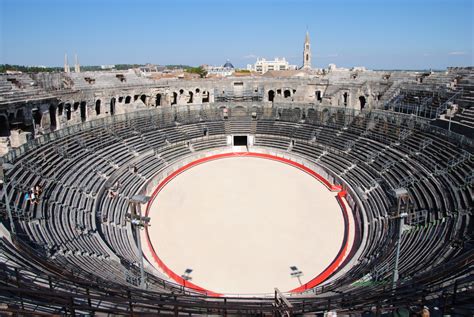 Les Arènes de Nîmes - Office de Tourisme et des Congrès de Nîmes