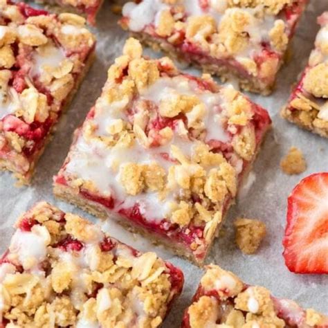 Healthy Strawberry Oatmeal Bars Recipe – WellPlated.com