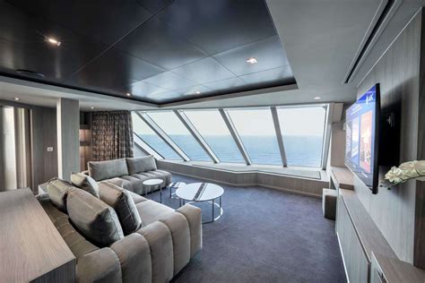 These 6 Luxury Cruise Lines Have the Most Over-the-top Suites at Sea ...