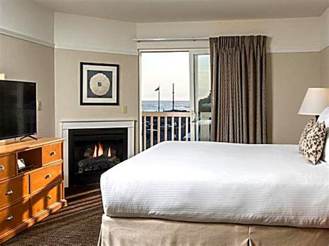 14 Hotel Rooms with Jacuzzi in Lincoln City - Anna's Guide