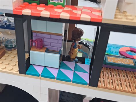 [Review] LEGO Friends 42639 Andrea's Modern Mansion - een ...