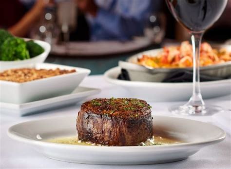 Ruth's Chris Steakhouse Is America’s #1 Favorite Restaurant Chain