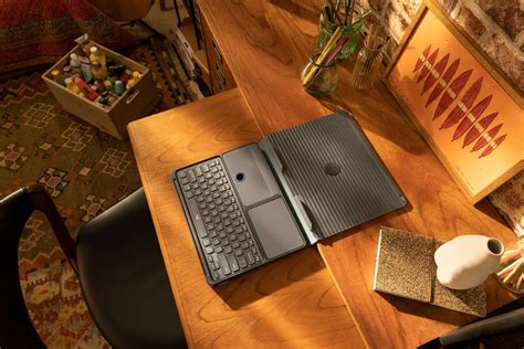 Logitech's New Casa Pop-Up Desk: All-in-One Hybrid Work Solution ...