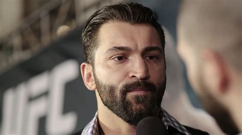 Andrei Arlovski notices similarity between old self and new Travis ...