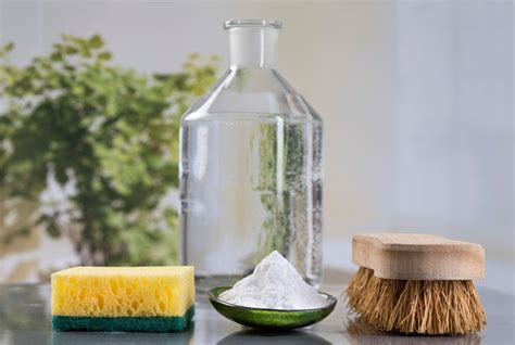 30 Things You Should Be Cleaning with Vinegar - HGTV Canada