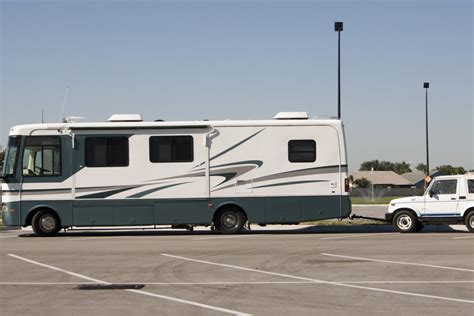 How to Tow a Car Behind Your Motorhome - Explorer RV Club