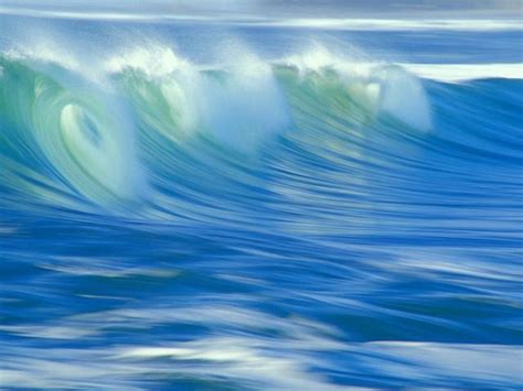 Ocean Waves Free Screensaver - Gallery / Image 2 of 3