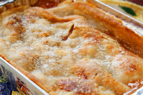 Georgia Peach Cobbler – 12 Tomatoes