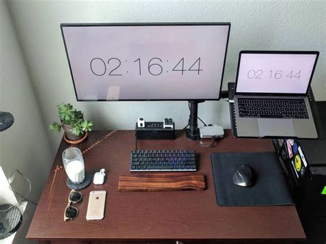 This laptop mount has elevated my setup : macsetups | Computer desk setup, Home office setup ...