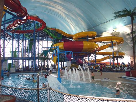 Niagara Falls Waterpark Videos & Photos - Fallsview Indoor Waterpark