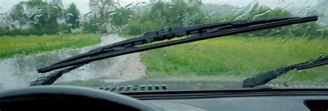 How to Fix Windshield Wiper Problems