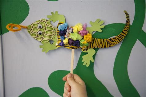 KIDS CRAFT Easy to make puppet Lizard. Just follow the instructions and ...