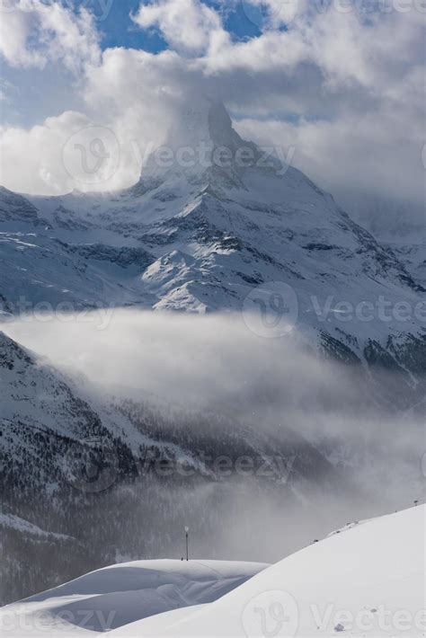 mountain matterhorn zermatt switzerland 10731923 Stock Photo at Vecteezy