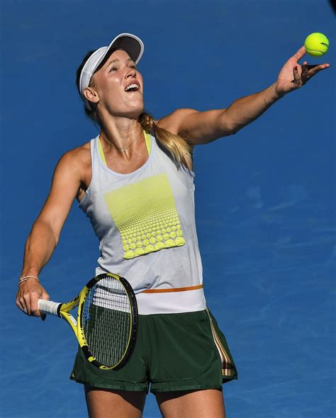 CAROLINE WOZNIACKI at 2019 Australian Open Practice Session at ...