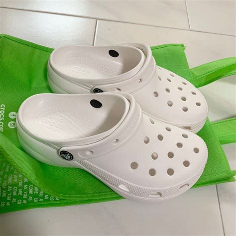 Crocs (classic platform clog), Women's Fashion, Footwear, Flipflops and Slides on Carousell