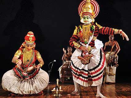 KOODIYATTAM DANCE!!! Koodiyattam artists perform at the "Soorya Festival" in Ahmedabad | Art ...