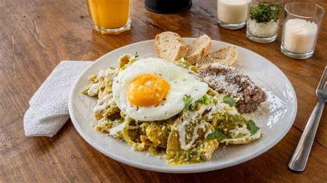 Chilaquiles Con Huevo