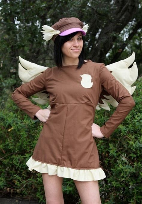 10 Weird and Funny Pokemon Cosplayers -DesignBump